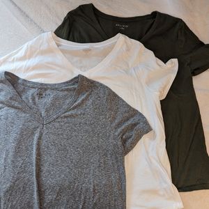 Lot of 3 T shirts (White, Gray and Olive)